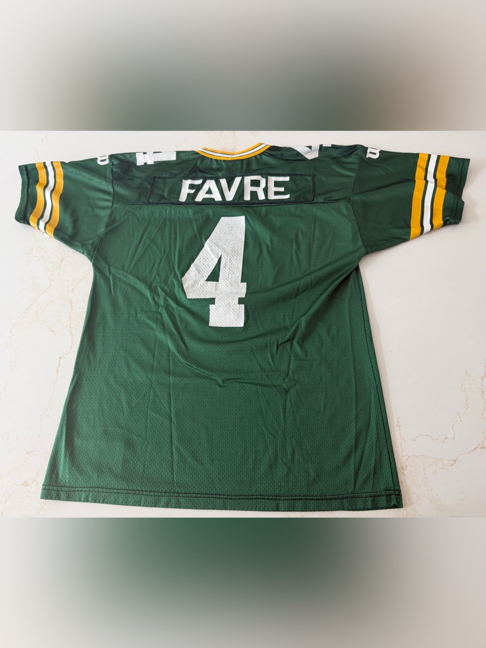 Wilson vintage Brett Favre Green Bay Packers green jersey